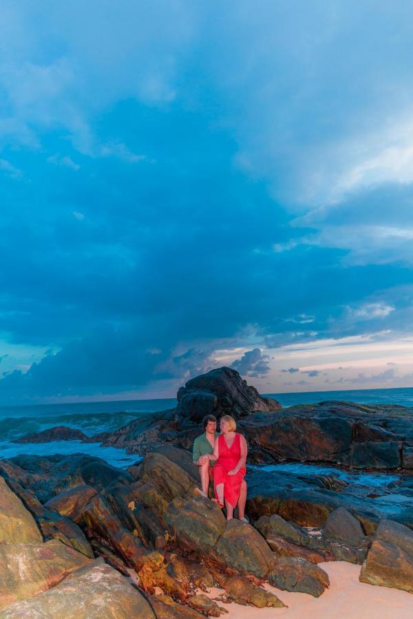 Rock Fort Beach Resort Unawatuna Exterior photo